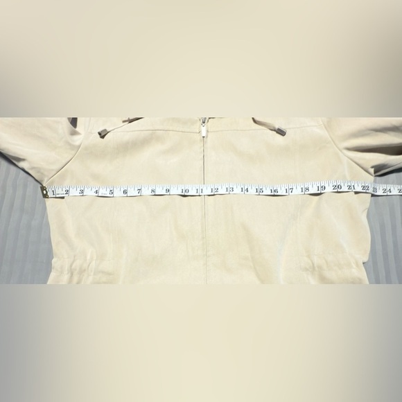 London Fog Women's Beige Hooded Utility Jacket - Picture 7 of 7